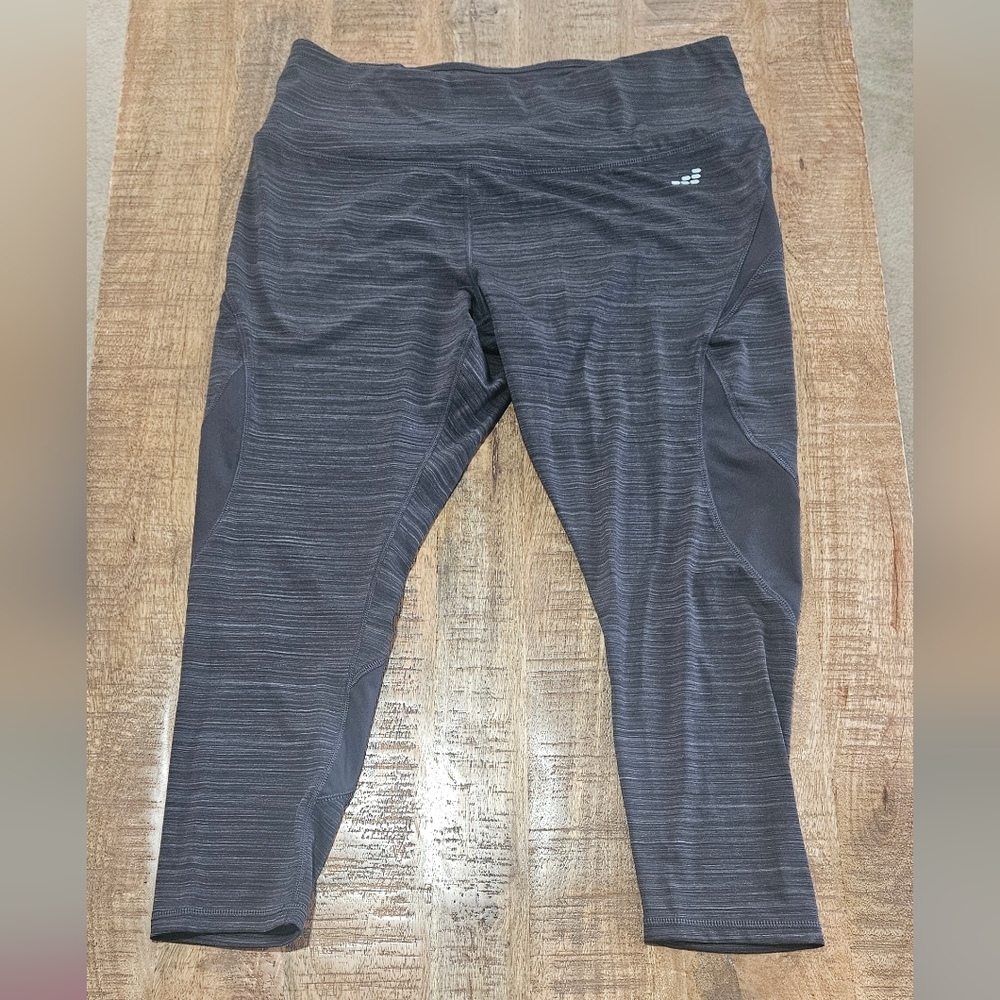 Womens 1XL Leggings Capri Length